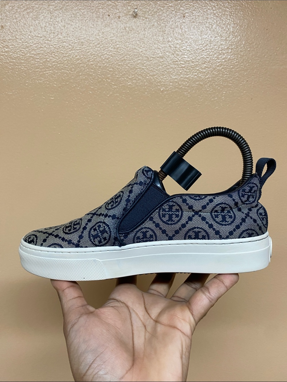 Tory Burch T Monogram Women’s Slip On Sneakers Size 6.5M 87321-448 - Picture 5 of 17